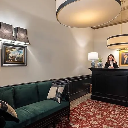 Hotel V Collection Condotti