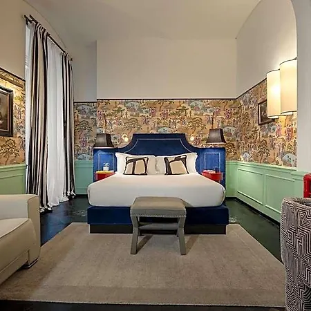 Hotel V Collection Condotti Rzym