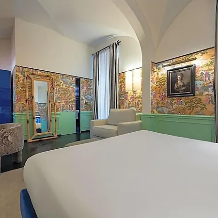 V Collection Condotti